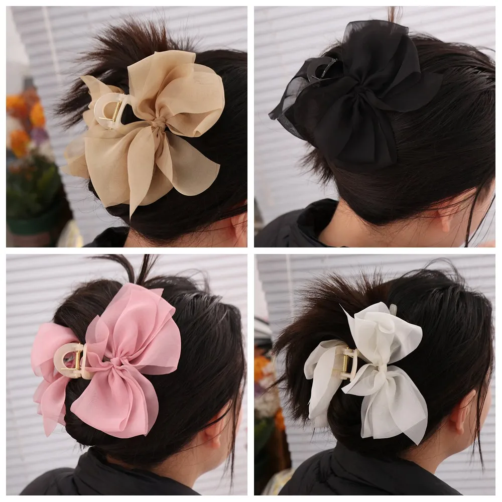 Elegant Large Women Hair Claw Luxury French Style Chiffon Bow Shark Clip Sweet Temperament Hair Grab Hair Accessory
Elegant Large Women Hair Claw Luxury French Style Chiffon Bow Shark Clip Sweet Temperament Hair Grab Hair Accessory