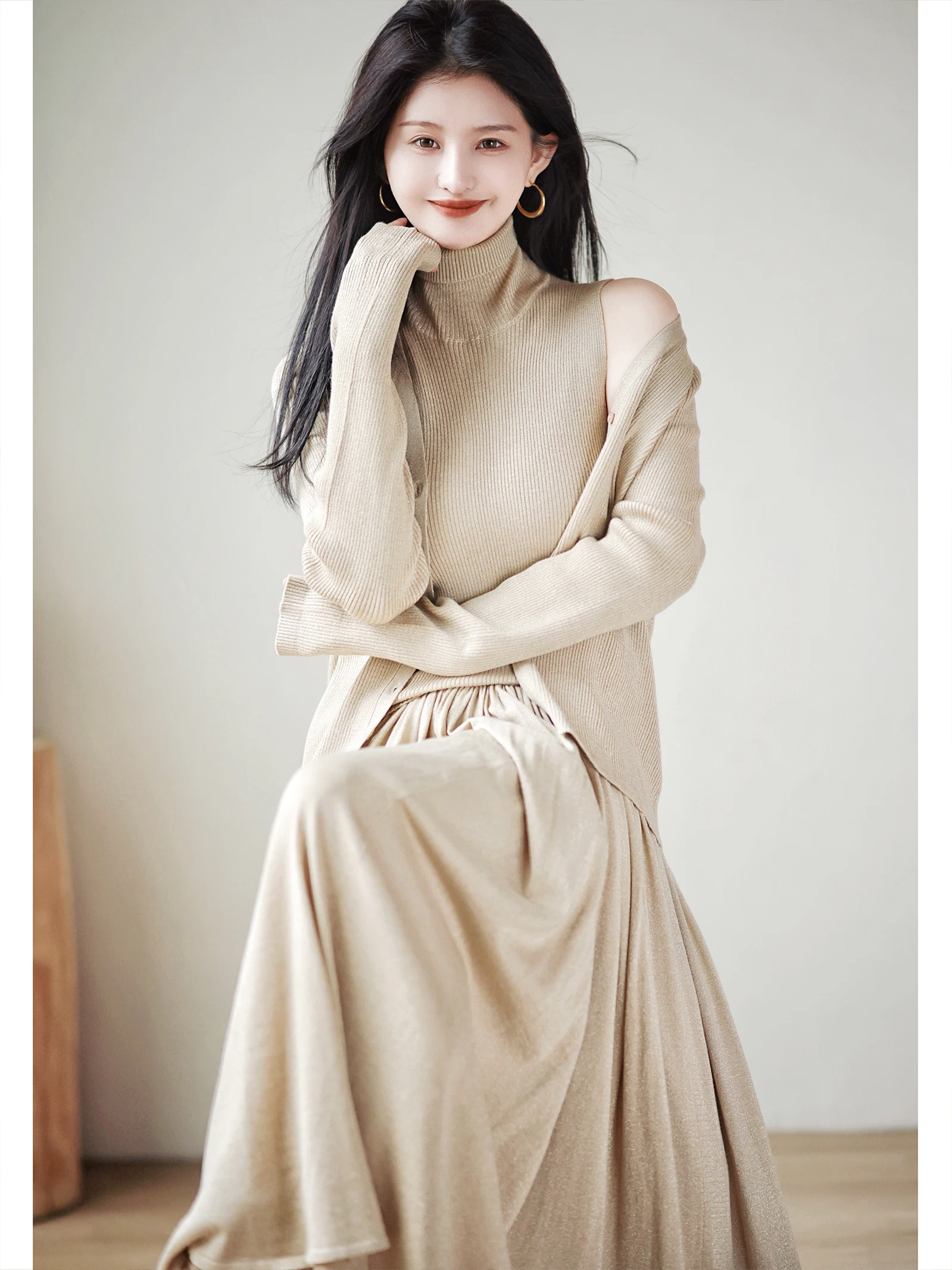 Комплект Zhaodaxi Micro Flaing Tee Piece: вязаный шерстяной комфортный костюм для повседневной носки, женский жилет и брюки, однотонный, весенняя мода
Комплект Zhaodaxi Micro Flaing Tee Piece: вязаный шерстяной комфортный костюм для повседневной носки, женский жилет и брюки, однотонный, весенняя мода