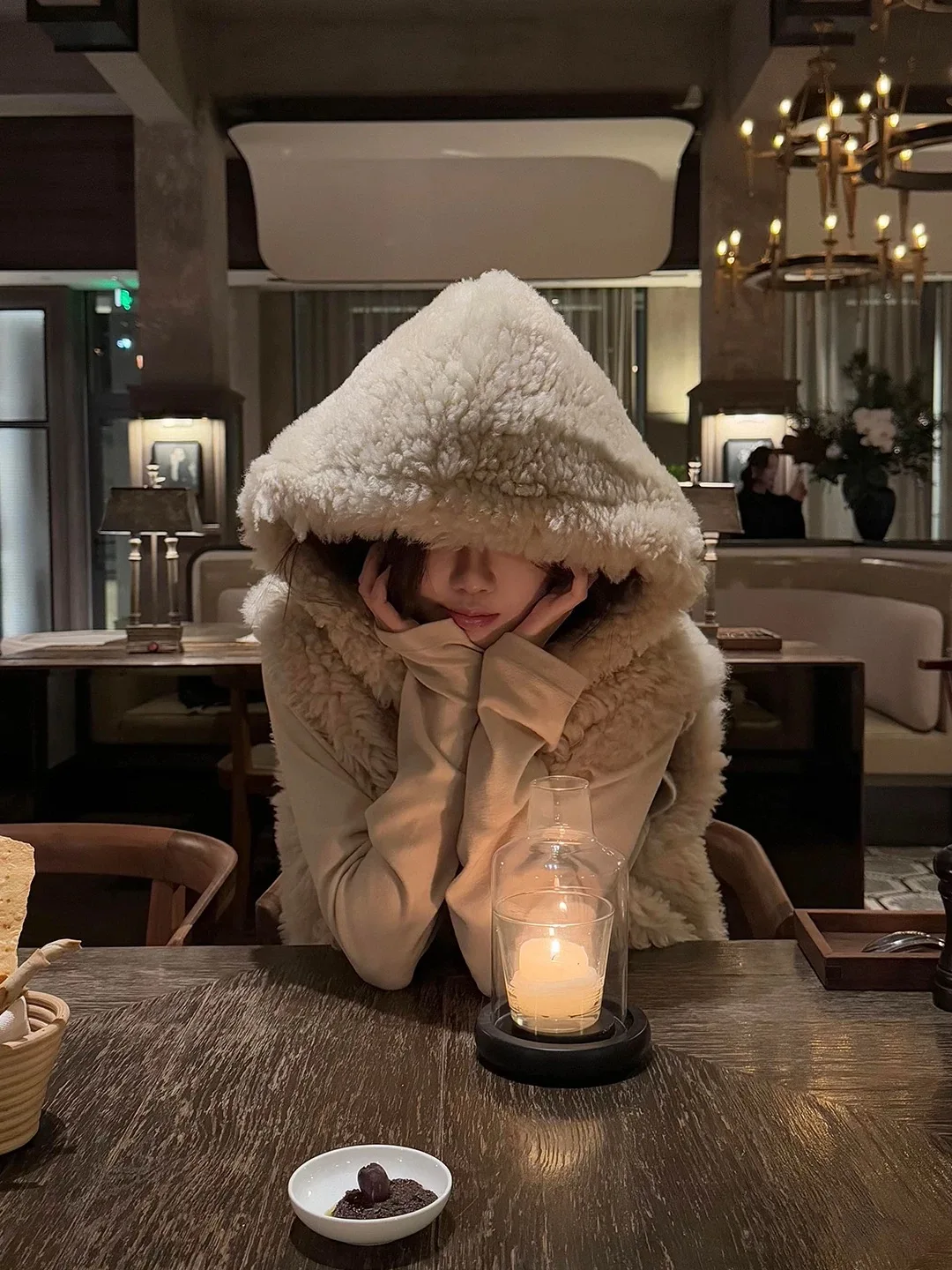 Korean Sle Faionable Thiened Warm ort Lamb Fur Vest Women's Outerwear Coat Hooded Commute Sle Pure Color Winter
Korean Sle Faionable Thiened Warm ort Lamb Fur Vest Women's Outerwear Coat Hooded Commute Sle Pure Color Winter