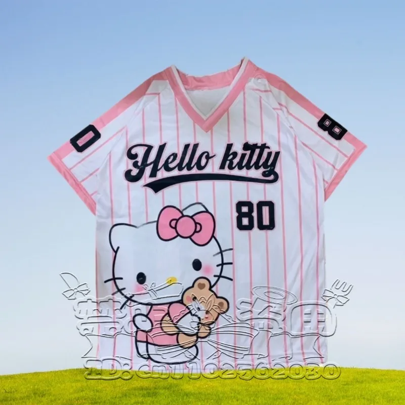 25/26 Summer Special Edition American Hello Kitty V-neck Baseball T-shirt Men's and Women's Sports Shirt 3D Printed Short Sleeve
25/26 Summer Special Edition American Hello Kitty V-neck Baseball T-shirt Men's and Women's Sports Shirt 3D Printed Short Sleeve