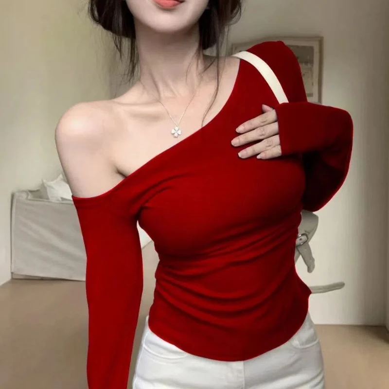 Весенне-осенняя тонкая темпераментная футболка с косыми плечами и длинными рукавами для женщин, зимняя немецкая бархатная тонкая футболка Pure Lust
Весенне-осенняя тонкая темпераментная футболка с косыми плечами и длинными рукавами для женщин, зимняя немецкая бархатная тонкая футболка Pure Lust