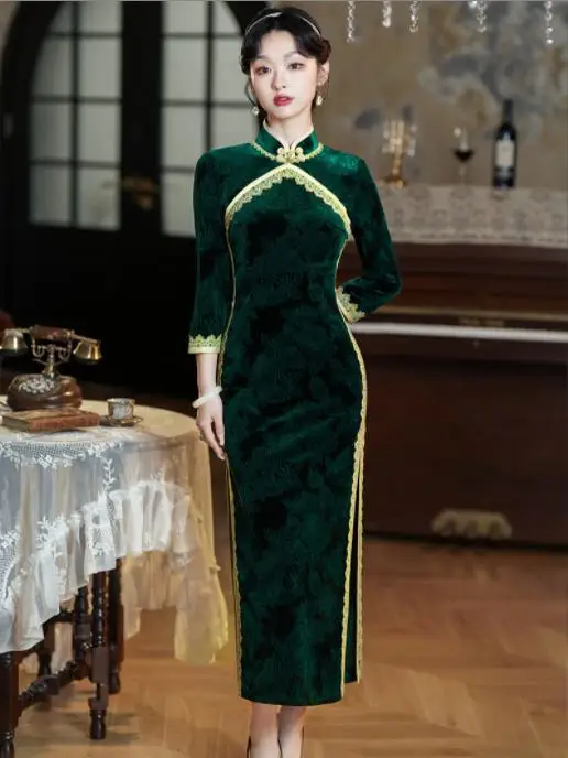 Элегантное женское длинное Ципао в стиле Old Shanghai в стиле ретро, китайское традиционное женское платье Cheongsam, новое поступление, женское велюровое повседневное платье, уличная юбка
Элегантное женское длинное Ципао в стиле Old Shanghai в стиле ретро, китайское традиционное женское платье Cheongsam, новое поступление, женское велюровое повседневное платье, уличная юбка