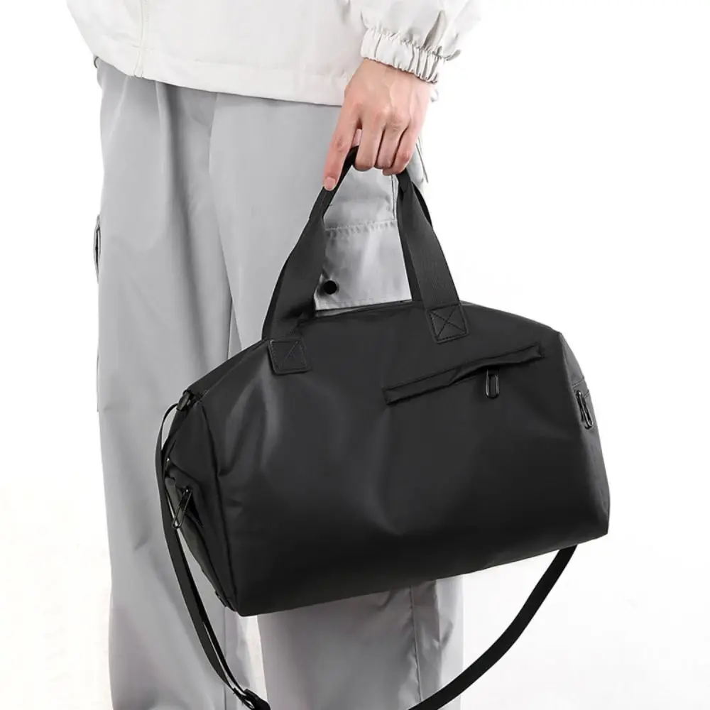 Solid Color Sports Training Bag with Shoe Compartment Zipper Pillow Shape Luggage Bag Large Capacity Handheld Travel Duffle Bag
Solid Color Sports Training Bag with Shoe Compartment Zipper Pillow Shape Luggage Bag Large Capacity Handheld Travel Duffle Bag