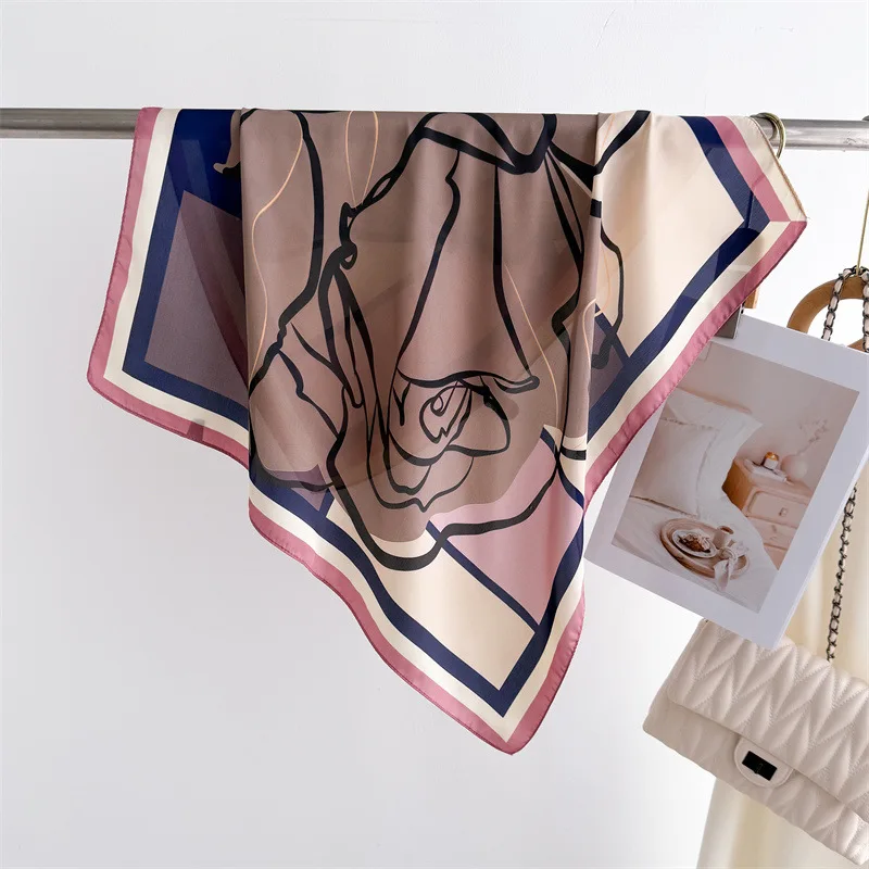 The new ink-painted floral geometric print 70 small square scarf, spring shawl, versatile neck-tie French headscarf for women
The new ink-painted floral geometric print 70 small square scarf, spring shawl, versatile neck-tie French headscarf for women