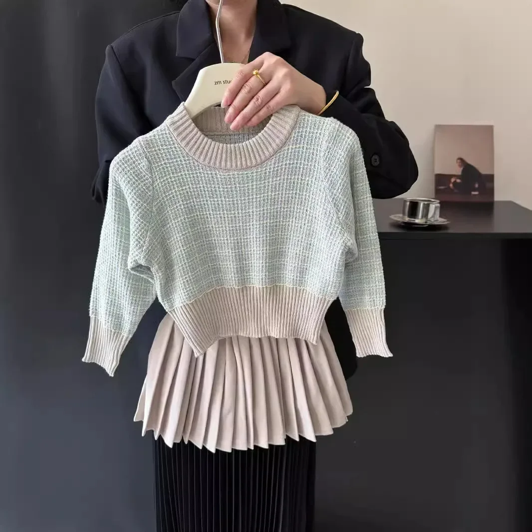 Childrens Clothing Set 2024 Korean Autumn New Item Girls Plaid Sweater Short Skirt Set Fashion Girls Two-piece Set
Childrens Clothing Set 2024 Korean Autumn New Item Girls Plaid Sweater Short Skirt Set Fashion Girls Two-piece Set