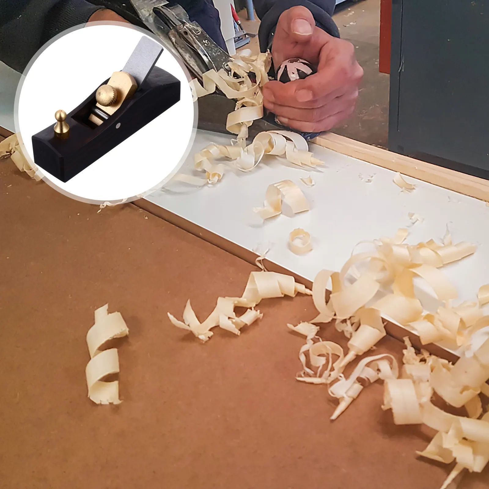 Professional Hand Wood Planer Ergonomic Design Steel Blade Woodworking Tool for Smooth Corner Polishing Carpentry Craft Wood
Professional Hand Wood Planer Ergonomic Design Steel Blade Woodworking Tool for Smooth Corner Polishing Carpentry Craft Wood