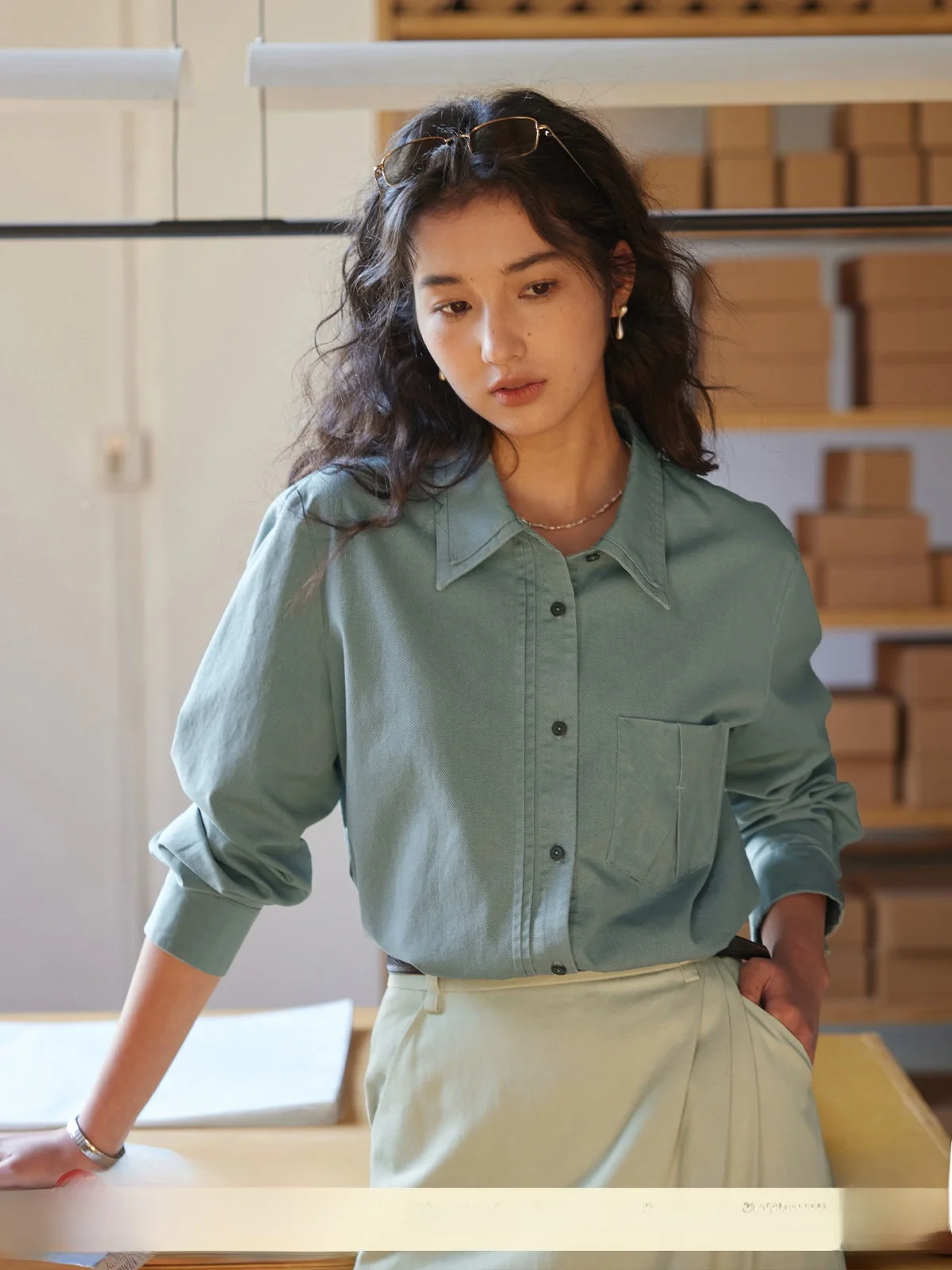 Solighter Vintage Blue Long Sleeve Shirt Women's Loose Slimming Spring 2026 New Style Cotton Commute Fashion Top
Solighter Vintage Blue Long Sleeve Shirt Women's Loose Slimming Spring 2026 New Style Cotton Commute Fashion Top