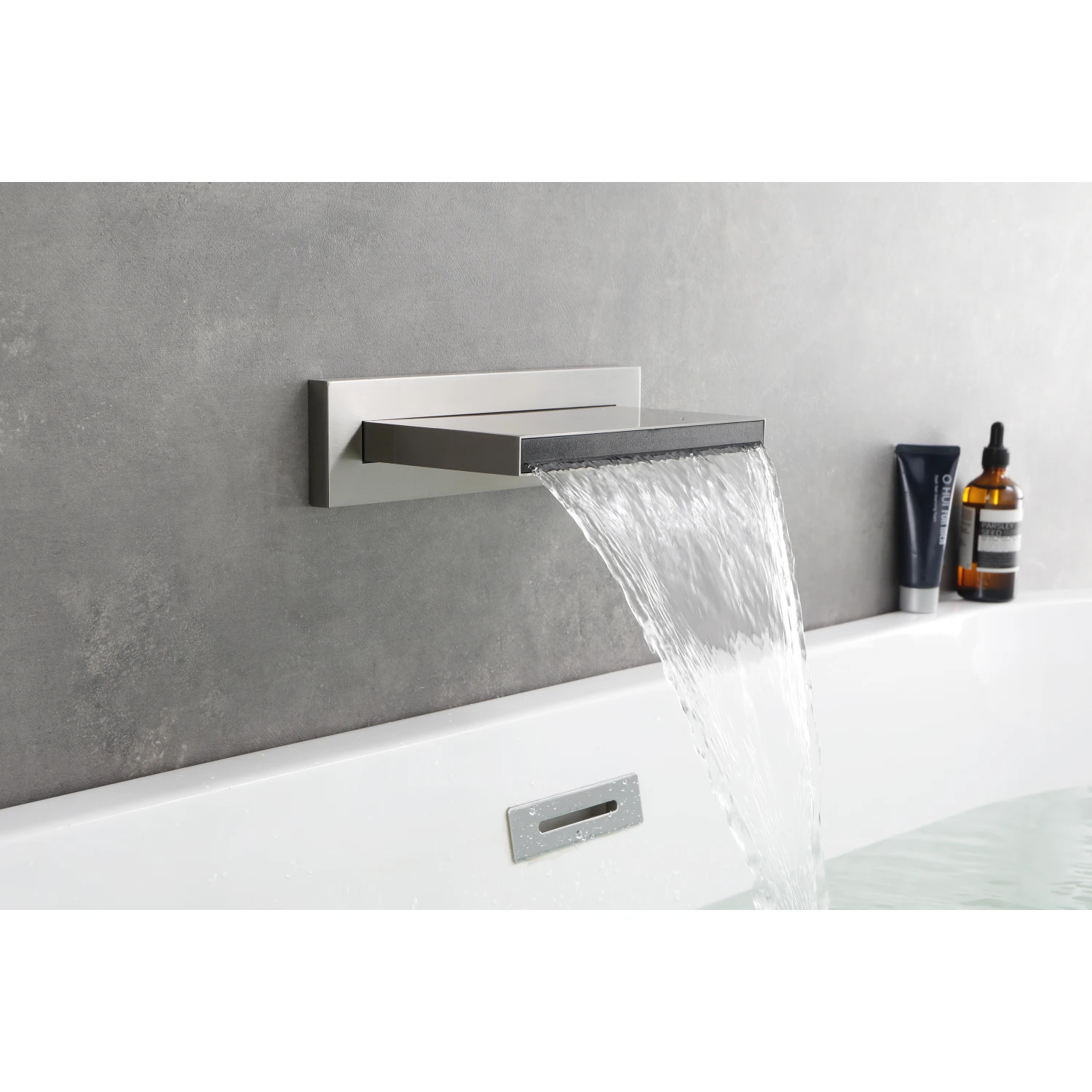 SHOWER Waterfall Waterfall Tub Faucet Wall Mount Tub Filler Spout For Bathroom sink Multiple Uses High Flow Bathtub shower Casca
SHOWER Waterfall Waterfall Tub Faucet Wall Mount Tub Filler Spout For Bathroom sink Multiple Uses High Flow Bathtub shower Casca