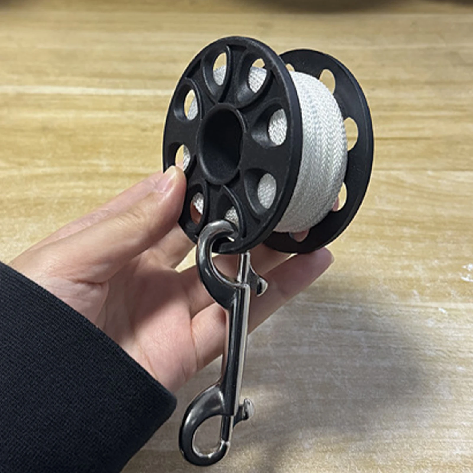 Усиленная нейлоновая катушка для дайвинга с крюком из нержавеющей стали, держателем для буя, антикоррозийным устройством для отпускания буя, аксессуар для дайверов
Усиленная нейлоновая катушка для дайвинга с крюком из нержавеющей стали, держателем для буя, антикоррозийным устройством для отпускания буя, аксессуар для дайверов