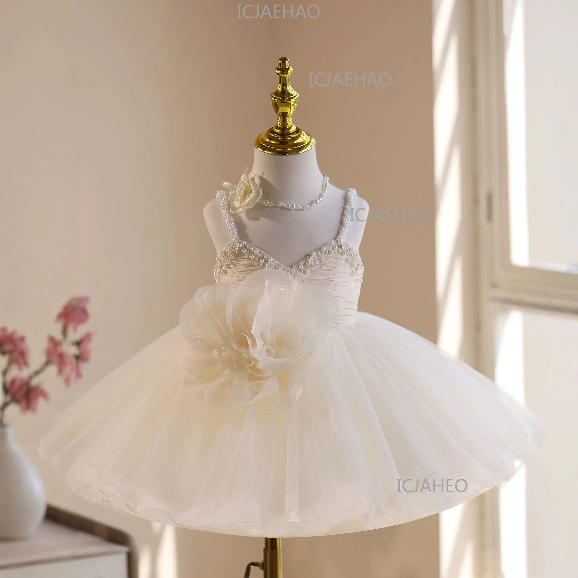 Children's Formal Dress Flower Girl Wedding High-End Princess Dress Girls Birthday 2026 Summer New Puffy Tulle Kids Costume
Children's Formal Dress Flower Girl Wedding High-End Princess Dress Girls Birthday 2026 Summer New Puffy Tulle Kids Costume
