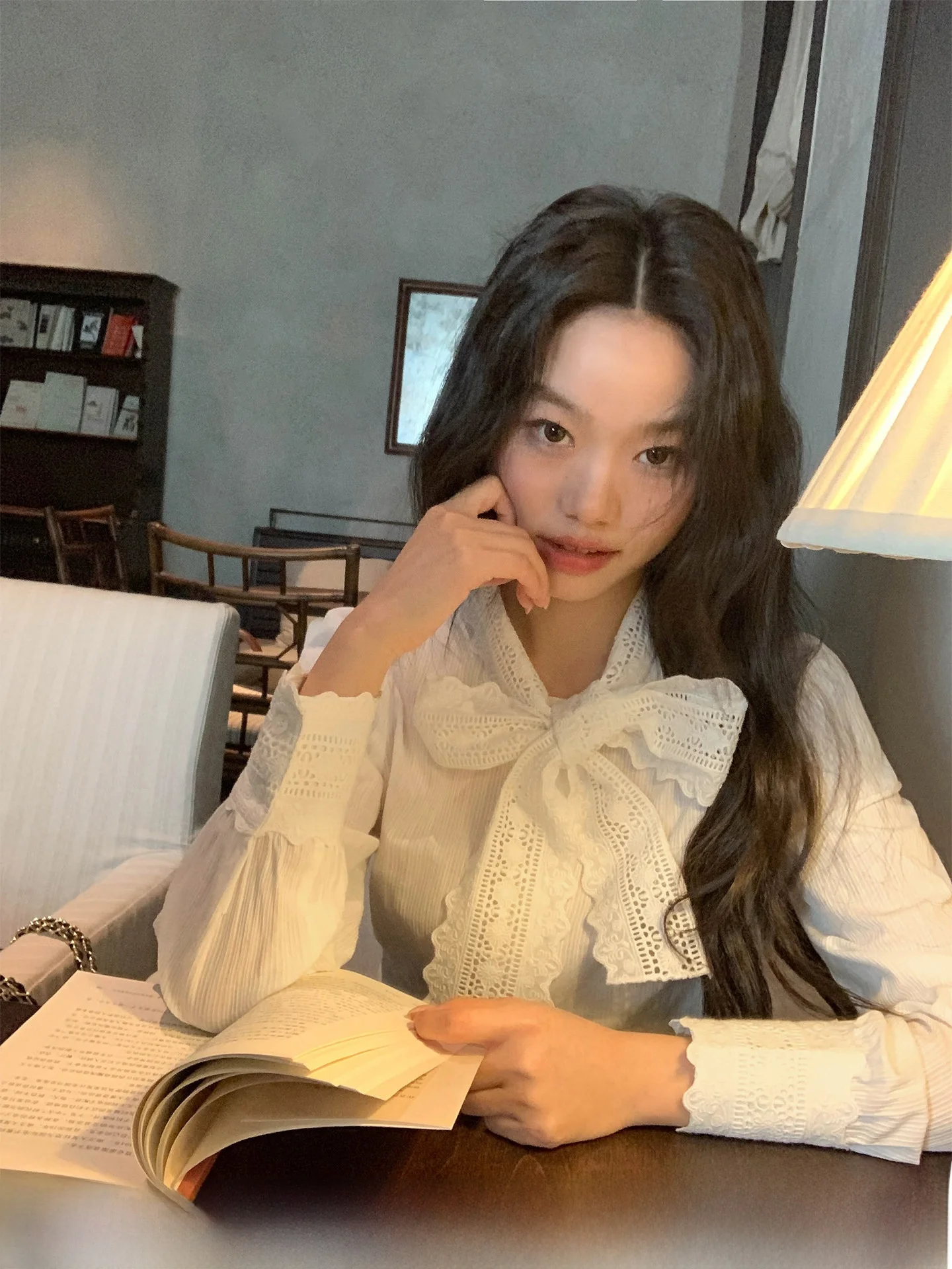 Unique Long Sleeve Shirt Women's Spring Fashionable Chiffon Tie Neck Hollow out Lace Detail Vintage Style Cotton Blend Top
Unique Long Sleeve Shirt Women's Spring Fashionable Chiffon Tie Neck Hollow out Lace Detail Vintage Style Cotton Blend Top
