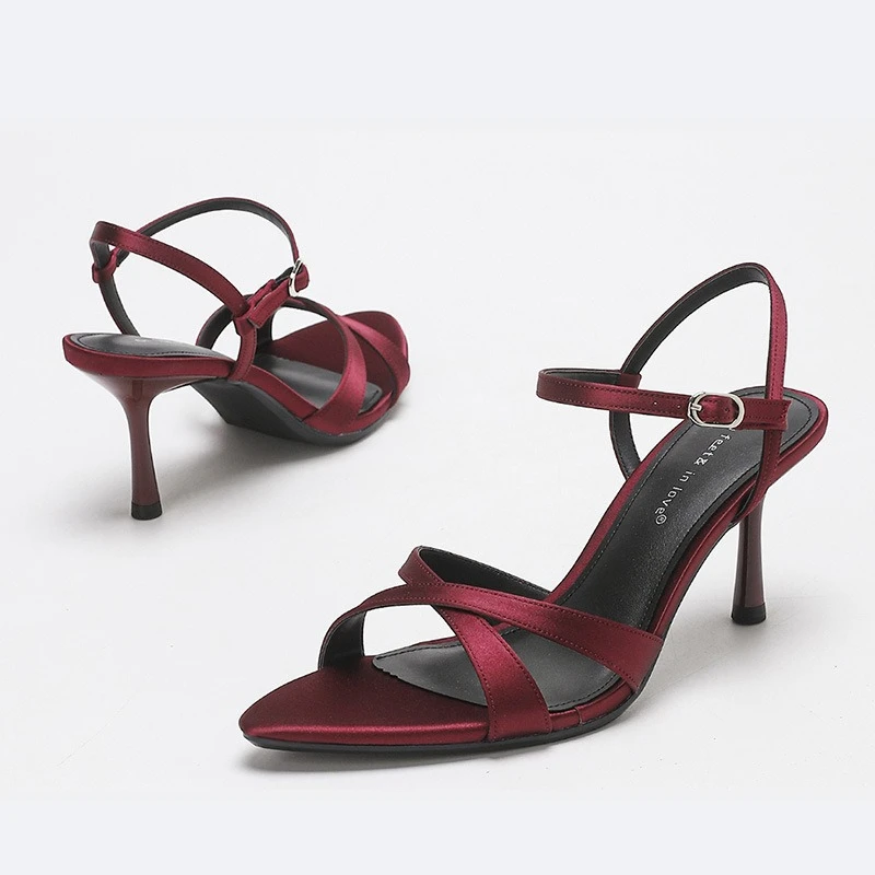 2026 Summer Burgundy Satin Strappy Sandals Women Pointed Toe Thin Heel Ankle Strap with Elegant Buckle for Wedding and Party
2026 Summer Burgundy Satin Strappy Sandals Women Pointed Toe Thin Heel Ankle Strap with Elegant Buckle for Wedding and Party