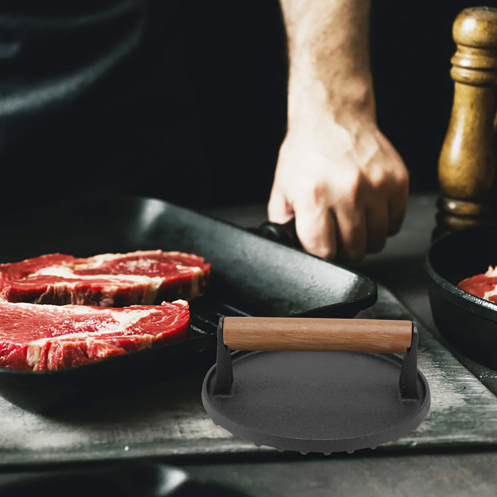 Steak Press Round Burger Patty Maker Meat Grilling Tool Barbecue Accessories for Hamburger Beef Egg Durable Bamboo Handle
Steak Press Round Burger Patty Maker Meat Grilling Tool Barbecue Accessories for Hamburger Beef Egg Durable Bamboo Handle