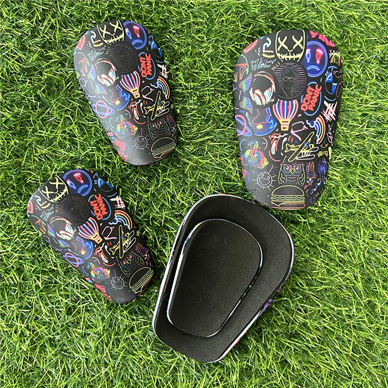 ^1 Pairs EVA Sponge Small Mini Shin Pads Wear-resistant Shock Absorbing Soccer Leg Protector Football Training Shin Guards
^1 Pairs EVA Sponge Small Mini Shin Pads Wear-resistant Shock Absorbing Soccer Leg Protector Football Training Shin Guards