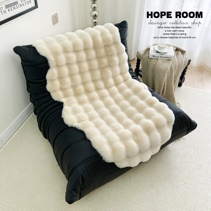 Thickened Rabbit Fur Lazy Sofa Cushion Autumn Winter Plush Chair Pad Anti- Claw Sofa Back Integrated Anti-Slip Pad
Thickened Rabbit Fur Lazy Sofa Cushion Autumn Winter Plush Chair Pad Anti- Claw Sofa Back Integrated Anti-Slip Pad