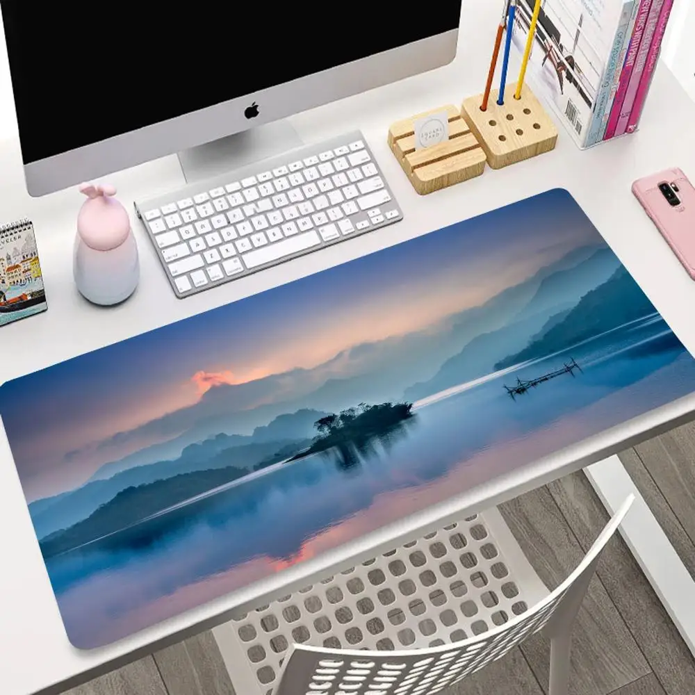 Scenery mouse pad Large game accessories Cool mechanical keyboard pad extended office pad Desktop pad non-slip High quality XXL
Scenery mouse pad Large game accessories Cool mechanical keyboard pad extended office pad Desktop pad non-slip High quality XXL