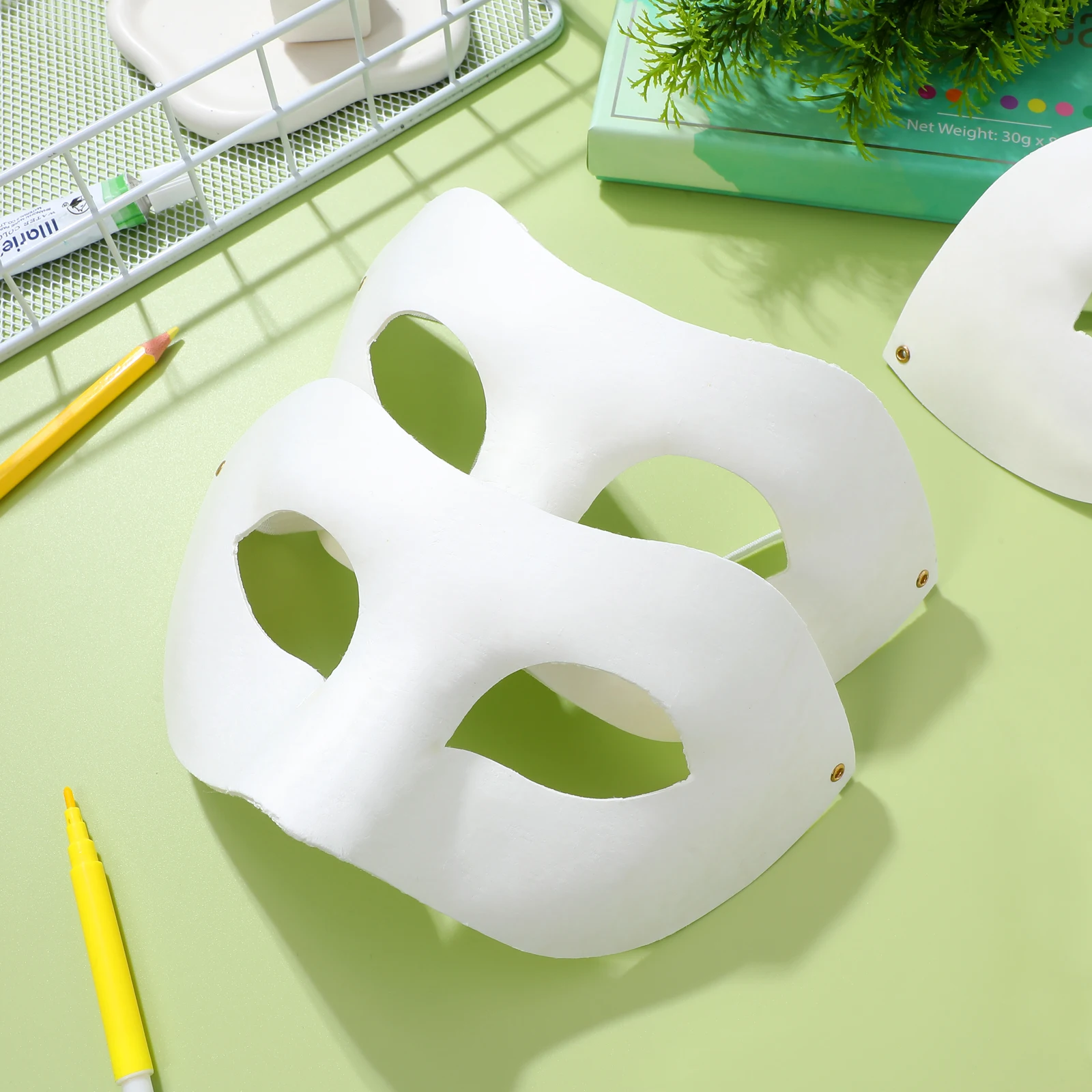 15pcs White Masquerade Masks Unpainted Paper Pulp Kids Party Accessories Blank Makeup Mascarade Toy Costumes Wedding Prom
15pcs White Masquerade Masks Unpainted Paper Pulp Kids Party Accessories Blank Makeup Mascarade Toy Costumes Wedding Prom