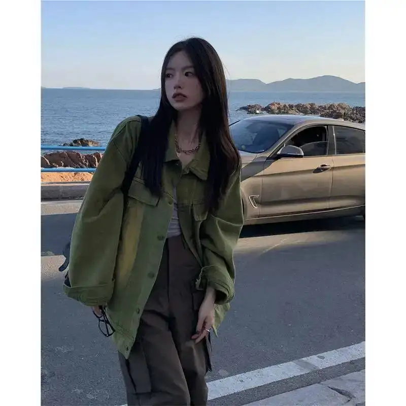 Женская винтажная рабочая одежда, джинсовое пальто, новый весенне-осенний дизайн, американская куртка с длинными рукавами, женский топ
Женская винтажная рабочая одежда, джинсовое пальто, новый весенне-осенний дизайн, американская куртка с длинными рукавами, женский топ