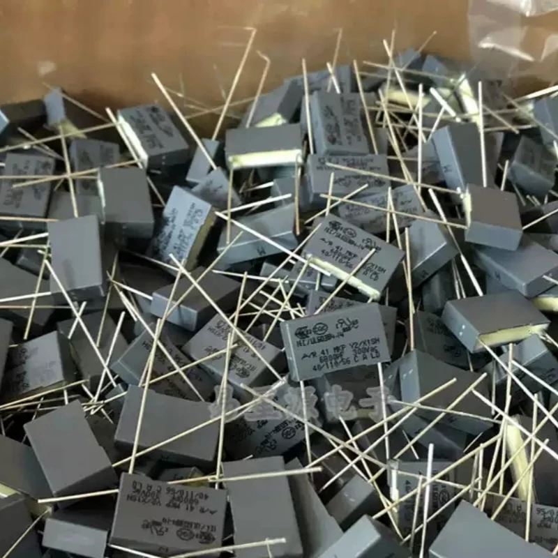 KEMET AV 300VAC682 6800PF 0.0068UF R413I16804000M Safety Capacitor
KEMET AV 300VAC682 6800PF 0.0068UF R413I16804000M Safety Capacitor