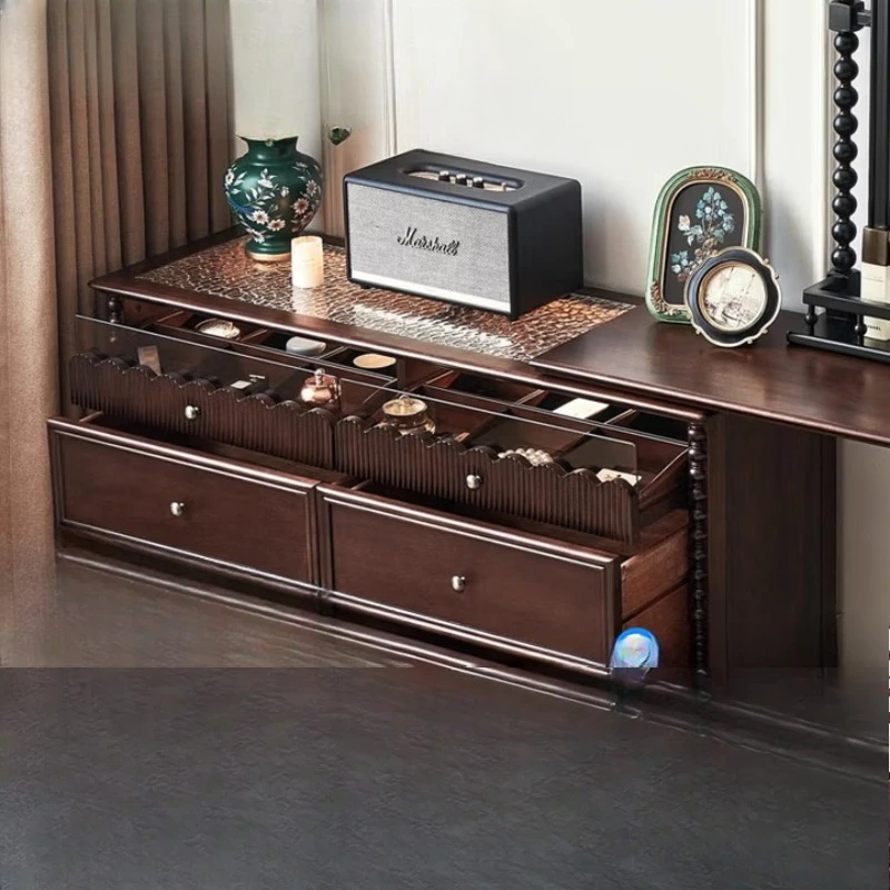 Тумба-комод во французском ретро-стиле, цельнодеревянная, с вращающимися элементами, для спальни.
Тумба-комод во французском ретро-стиле, цельнодеревянная, с вращающимися элементами, для спальни.