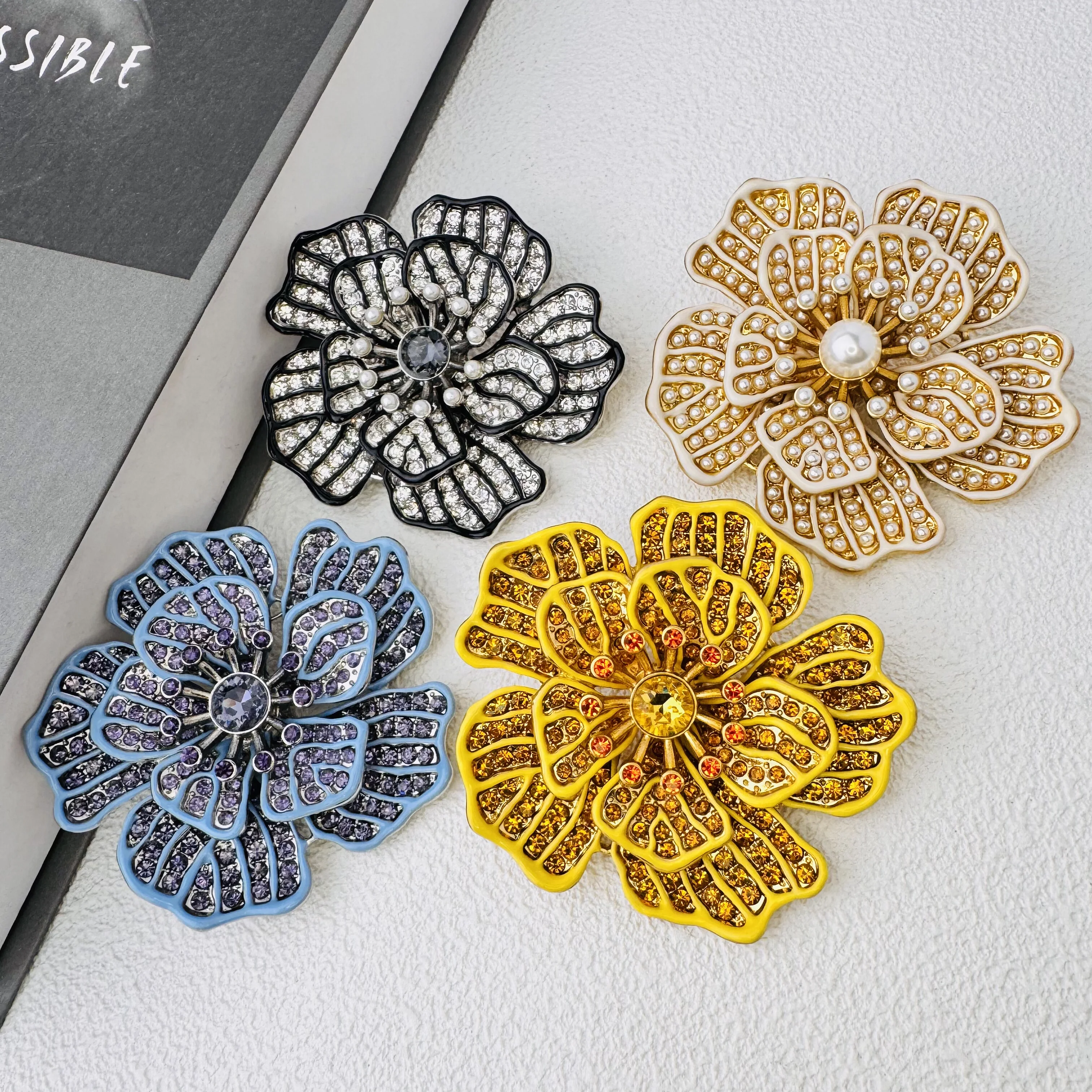 3D Enamel Flower Brooch,Vintage Style Statement Corsage, Artistic Glaze Coat Pin for Women Dress Blazer
3D Enamel Flower Brooch,Vintage Style Statement Corsage, Artistic Glaze Coat Pin for Women Dress Blazer