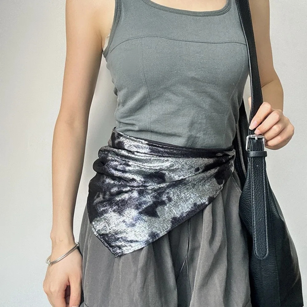 Fashion Y2K Liquid Silver Hair Scarf Hip Hop Soft Wrap Laser Color Hair Band Headband Slender Scarf Punk Bandana Streetwear
Fashion Y2K Liquid Silver Hair Scarf Hip Hop Soft Wrap Laser Color Hair Band Headband Slender Scarf Punk Bandana Streetwear