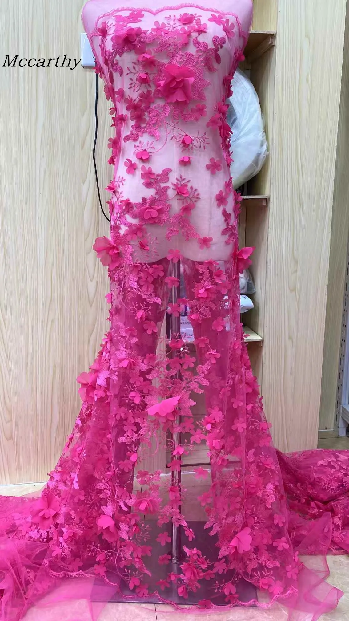 Mccarthy 3D Flower Lace Fabric 2025 High Quality French Embroidery Tulle African Fabric 5 yards for Wedding Party Dress Sewing
Mccarthy 3D Flower Lace Fabric 2025 High Quality French Embroidery Tulle African Fabric 5 yards for Wedding Party Dress Sewing
