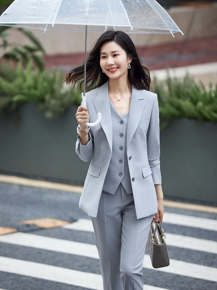 Костюм женский Diisia 2024 весна, деловой, для работы, из шерсти, жилет и пиджак, с одной пуговицей
Костюм женский Diisia 2024 весна, деловой, для работы, из шерсти, жилет и пиджак, с одной пуговицей