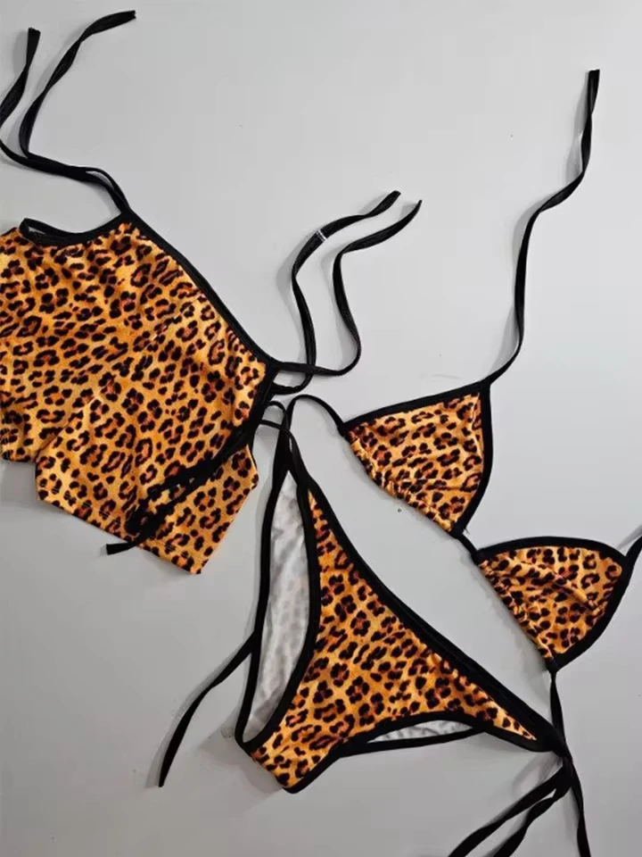 Vzvn Sexy Sportswear Women Fashion Vintage Sleeveless 2 Piece Set Leopard Neck Mounted 2026 New Spring Summer Two Piece Suits
Vzvn Sexy Sportswear Women Fashion Vintage Sleeveless 2 Piece Set Leopard Neck Mounted 2026 New Spring Summer Two Piece Suits
