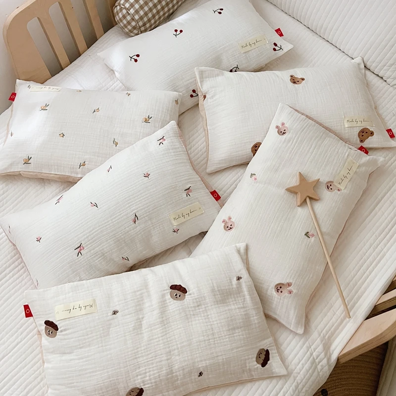 Wholesale Baby Muslin Pillowcase Bear Bunny Embroidery Cotton Newborn Pillow Cover Without Filler
Wholesale Baby Muslin Pillowcase Bear Bunny Embroidery Cotton Newborn Pillow Cover Without Filler