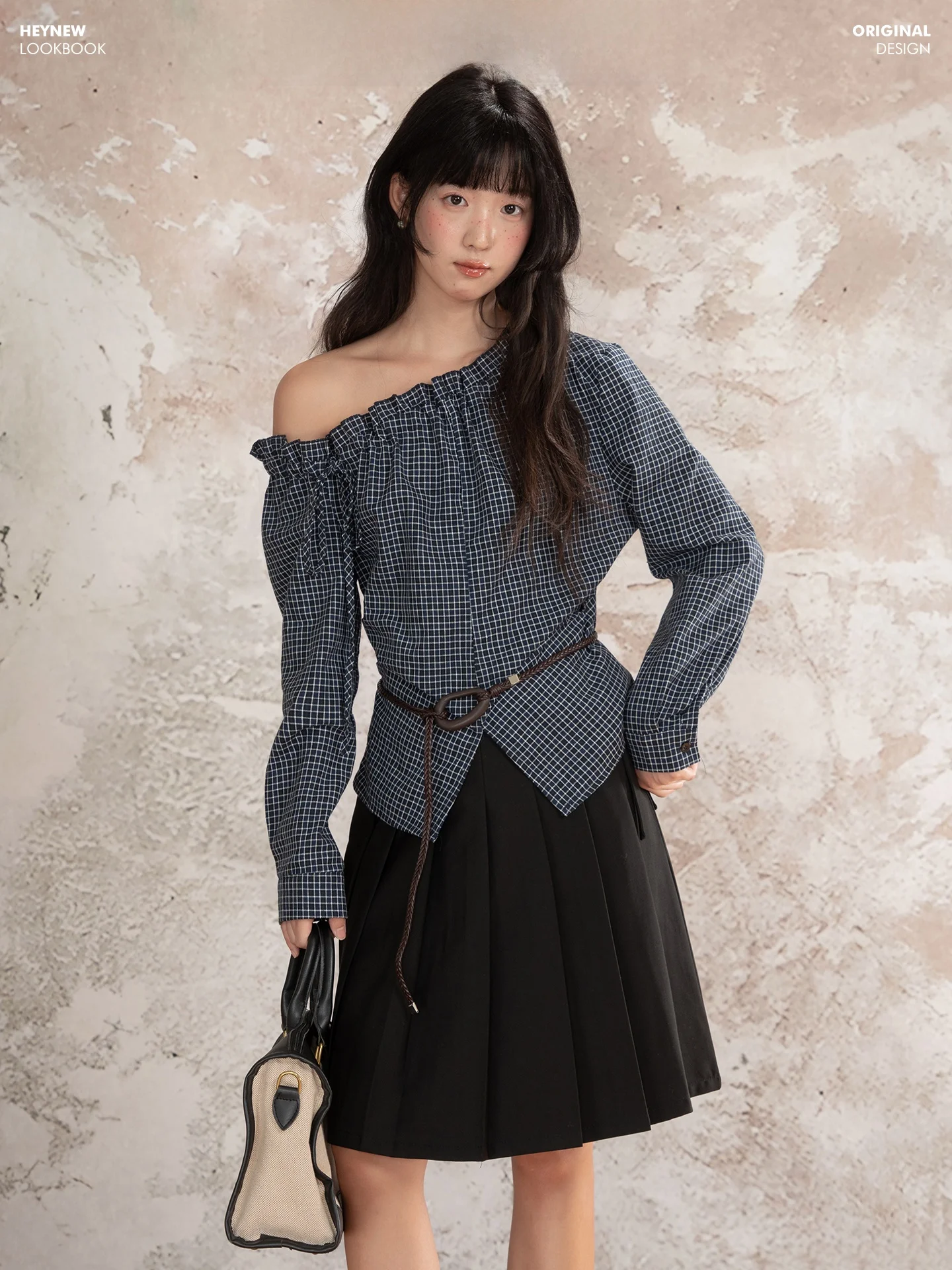 Топ Loveheynew Spicy Girl в клетку, женский, длинный, с поясом, винтажный, с открытой спиной, осень 2025
Топ Loveheynew Spicy Girl в клетку, женский, длинный, с поясом, винтажный, с открытой спиной, осень 2025