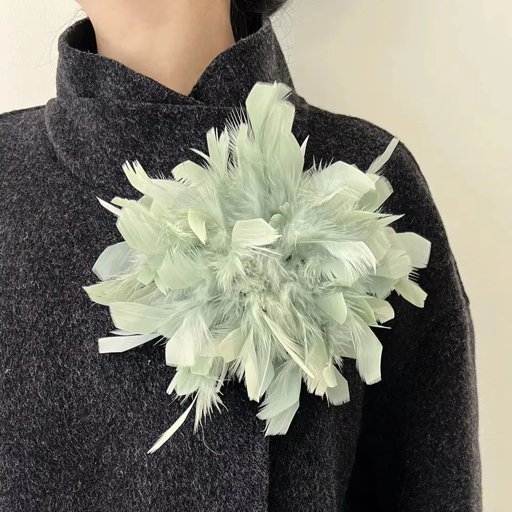 16cm Feather Large Flower Women's Brooch Chest Flower Brooch Handmade Feather Versatile Clothing Accessory Brooch
16cm Feather Large Flower Women's Brooch Chest Flower Brooch Handmade Feather Versatile Clothing Accessory Brooch