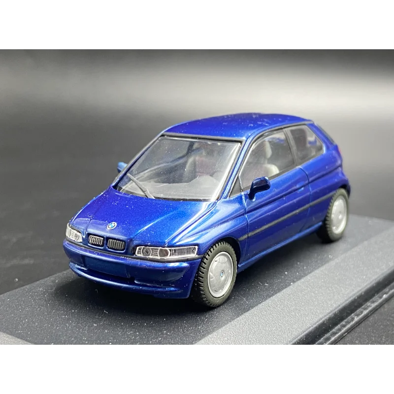 Diecast MINICHAMPS Mini Cut 1:43 Scale BMW E1 Concept 1993 Alloy Car Model Collectible Toy Gift Souvenir Display Ornament
Diecast MINICHAMPS Mini Cut 1:43 Scale BMW E1 Concept 1993 Alloy Car Model Collectible Toy Gift Souvenir Display Ornament