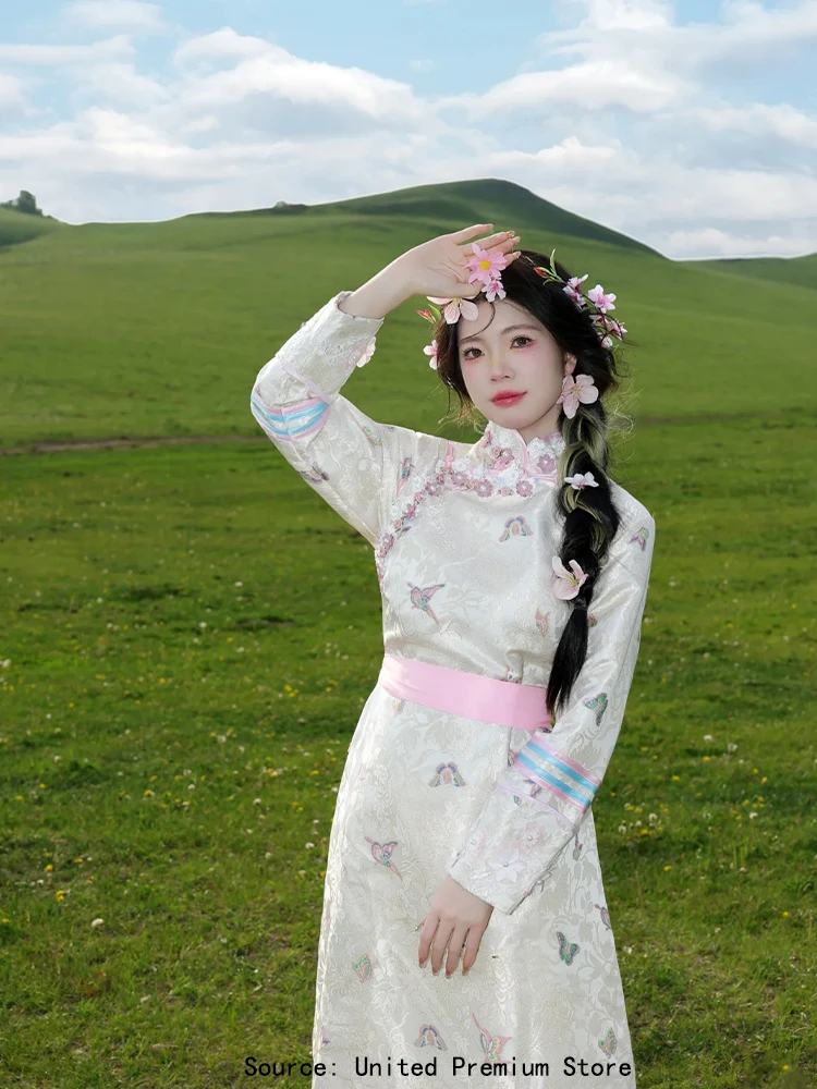 Tibetan Jacqard Coat, Color-Woven Long Jacket, Boho Festival Outfit, Loose Oversized Dance Cloak, Chinese Traditional Performanc
Tibetan Jacqard Coat, Color-Woven Long Jacket, Boho Festival Outfit, Loose Oversized Dance Cloak, Chinese Traditional Performanc