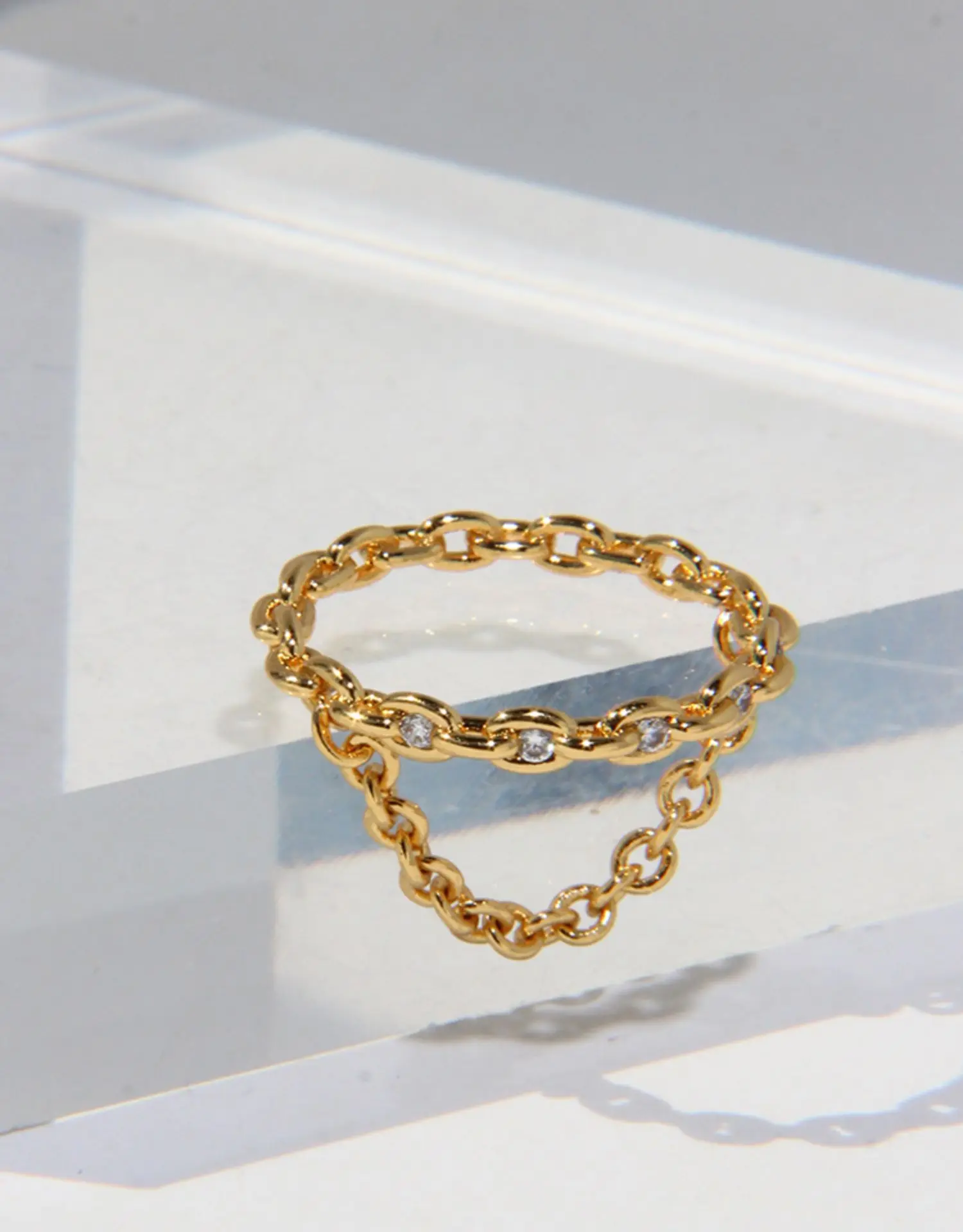 Brass With 18 K Gold AAA Zircon Chain Rings Women Jewlery Designer T Show Club Cocktail Party Rare Japan Korean
Brass With 18 K Gold AAA Zircon Chain Rings Women Jewlery Designer T Show Club Cocktail Party Rare Japan Korean