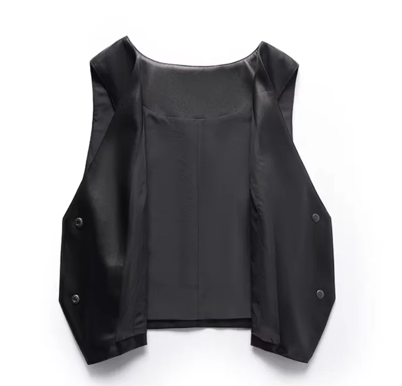 Women's Slim Fit V-Neck Genuine Leather Vest Sleeveless Jacket Spring 2026 New Sheepskin Waistcoat
Women's Slim Fit V-Neck Genuine Leather Vest Sleeveless Jacket Spring 2026 New Sheepskin Waistcoat