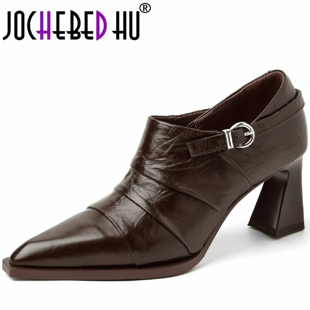 【JOCHEBED HU】Новые женские туфли ручной работы из натуральной кожи с острым носком, мягкие удобные современные плиссированные туфли на высоком каблуке с пряжкой и ремнем, размеры 34-40
【JOCHEBED HU】Новые женские туфли ручной работы из натуральной кожи с острым носком, мягкие удобные современные плиссированные туфли на высоком каблуке с пряжкой и ремнем, размеры 34-40