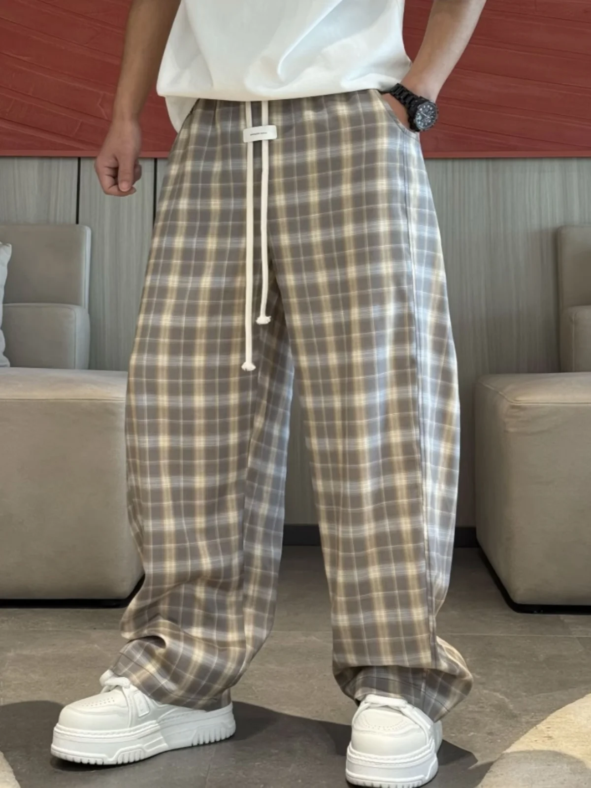 Men's Summer Thin Color Woven Straight Leg Casual Pants Drapey Anti-Wrinkle Breathable Loose Fit Cool Feeling Long Trousers
Men's Summer Thin Color Woven Straight Leg Casual Pants Drapey Anti-Wrinkle Breathable Loose Fit Cool Feeling Long Trousers