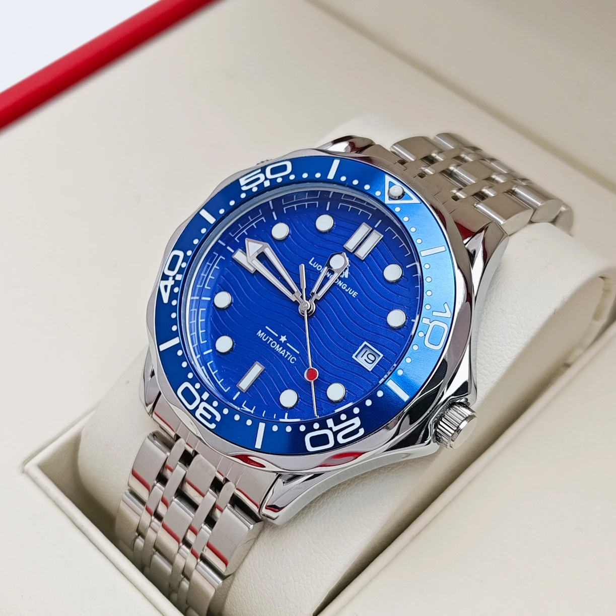 Haima Series Business Men's Mechanical Watch, Skeleton Design, Stainless Steel Strap, High-End Luxury Diver's Watch for Men, Fully Automatic Mechanical Watch, Stylish Casual Versatile Personalized Watch for Men, the Best Gift for Him
Haima Series Business Men's Mechanical Watch, Skeleton Design, Stainless Steel Strap, High-End Luxury Diver's Watch for Men, Fully Automatic Mechanical Watch, Stylish Casual Versatile Personalized Watch for Men, the Best Gift for Him