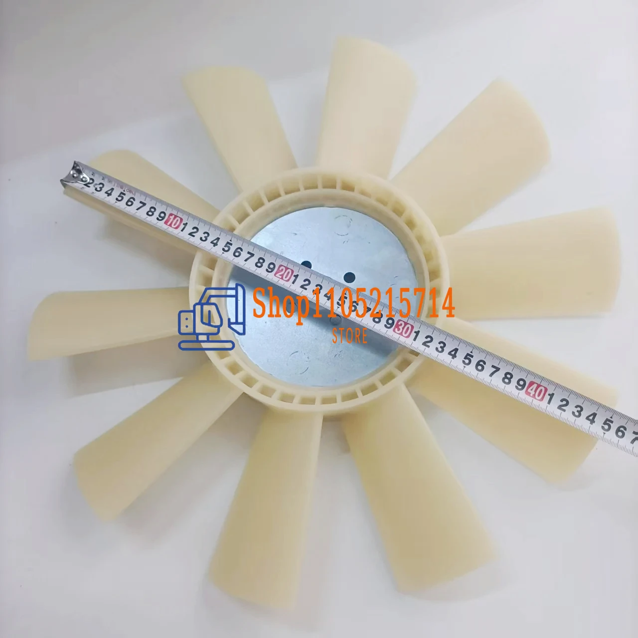 Экскаватор Foton Revo FR60 Лопасть вентилятора 10 листьев Yanmar 4TNV94/4TNV98 Резервуар для охлаждающей воды двигателя Лопасть вентилятора Обратный удар
Экскаватор Foton Revo FR60 Лопасть вентилятора 10 листьев Yanmar 4TNV94/4TNV98 Резервуар для охлаждающей воды двигателя Лопасть вентилятора Обратный удар