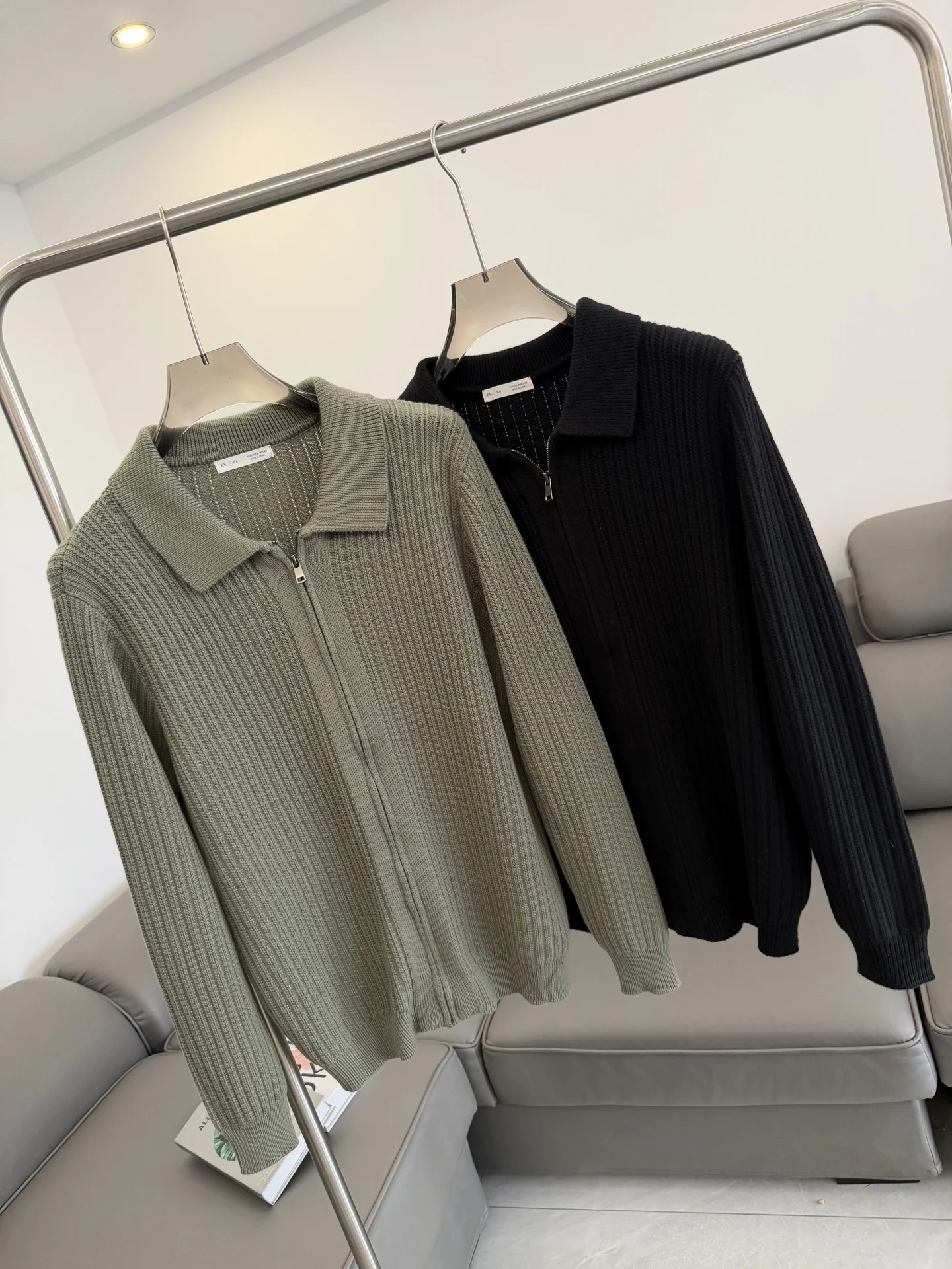 Wool Blend Knitted Cardigan Men's Collared Texture Warm Versatile Autumn Winter Sweater Casual Sle Regular Fit
Wool Blend Knitted Cardigan Men's Collared Texture Warm Versatile Autumn Winter Sweater Casual Sle Regular Fit