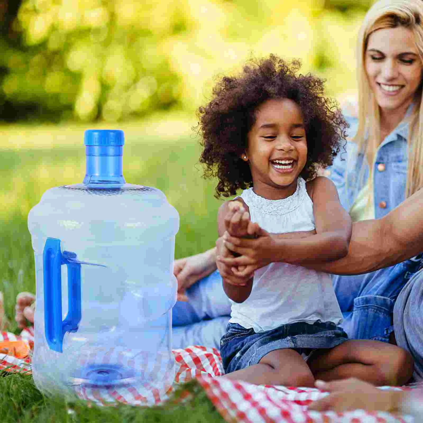Portable 10L PET Water Bottle Outdoor Camping Container Fitness Jug Large Capacity Storage Bucket for Hiking Travel
Portable 10L PET Water Bottle Outdoor Camping Container Fitness Jug Large Capacity Storage Bucket for Hiking Travel