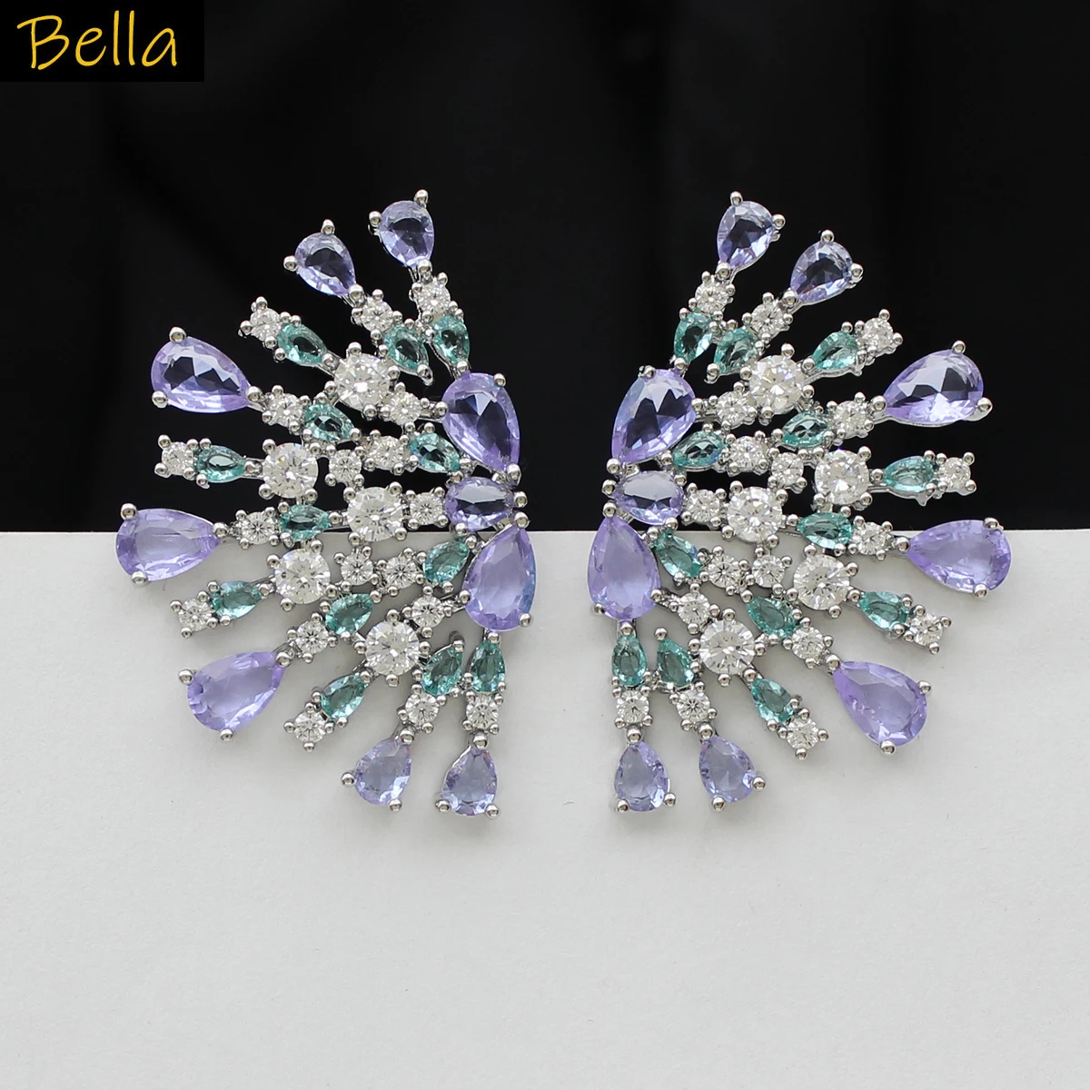Light Purple White Zirconia Radial Stud Earrings for Women Cute Daily Wear Jewelry Gift
Light Purple White Zirconia Radial Stud Earrings for Women Cute Daily Wear Jewelry Gift