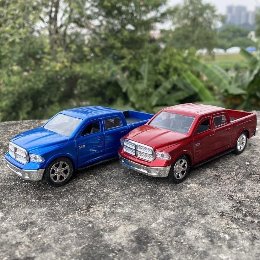1/32 New Arrival Special Price Diecast Metal American 1500 Pickup Truck Model Furniture Display Collection Toys For Children
1/32 New Arrival Special Price Diecast Metal American 1500 Pickup Truck Model Furniture Display Collection Toys For Children