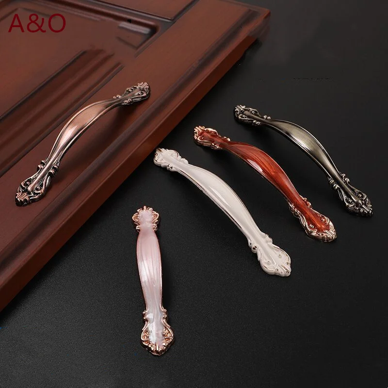Handles Drawer Cabinet Furniture Kitchen Handles for Cabinet Knob Door Drawer Furniture Kitchen Knob European Style Classical
Handles Drawer Cabinet Furniture Kitchen Handles for Cabinet Knob Door Drawer Furniture Kitchen Knob European Style Classical