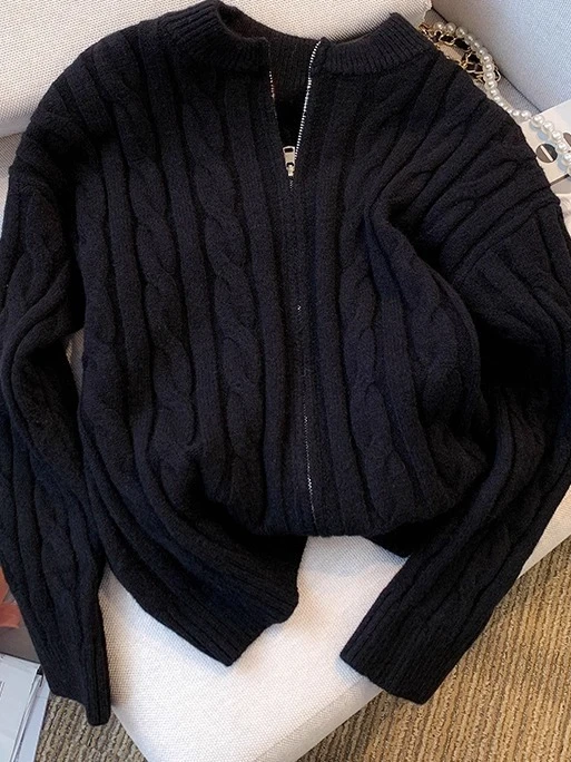 Черный вязаный кашемировый кардиган с круглым вырезом на молнии, женский осенне-зимний свитер в стиле ретро, пальто, ленивая ветровая куртка
Черный вязаный кашемировый кардиган с круглым вырезом на молнии, женский осенне-зимний свитер в стиле ретро, пальто, ленивая ветровая куртка