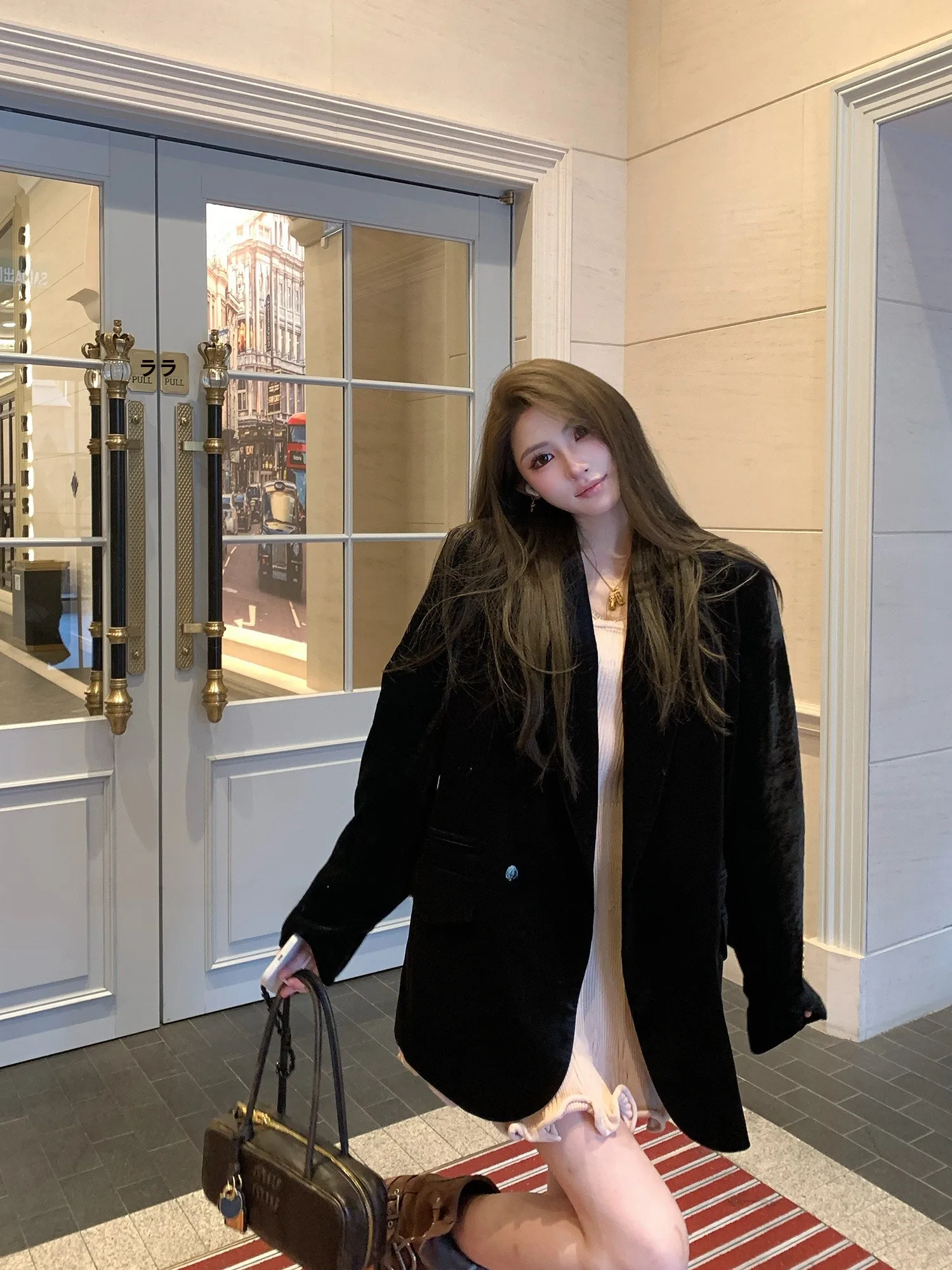 Bla Velvet Suit Jaet Women's Casual Sle Spring Faion F Project Long Sve Loose Fit Classic Collar Coat
Bla Velvet Suit Jaet Women's Casual Sle Spring Faion F Project Long Sve Loose Fit Classic Collar Coat