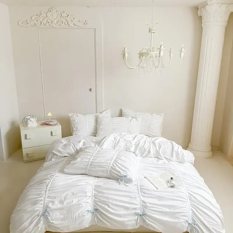Ruffles Pleated White Duvet Cover Set Double Queen King Twin Cotton Microfiber Bedding Set Flat/Fitted Sheet Pillowcases
Ruffles Pleated White Duvet Cover Set Double Queen King Twin Cotton Microfiber Bedding Set Flat/Fitted Sheet Pillowcases