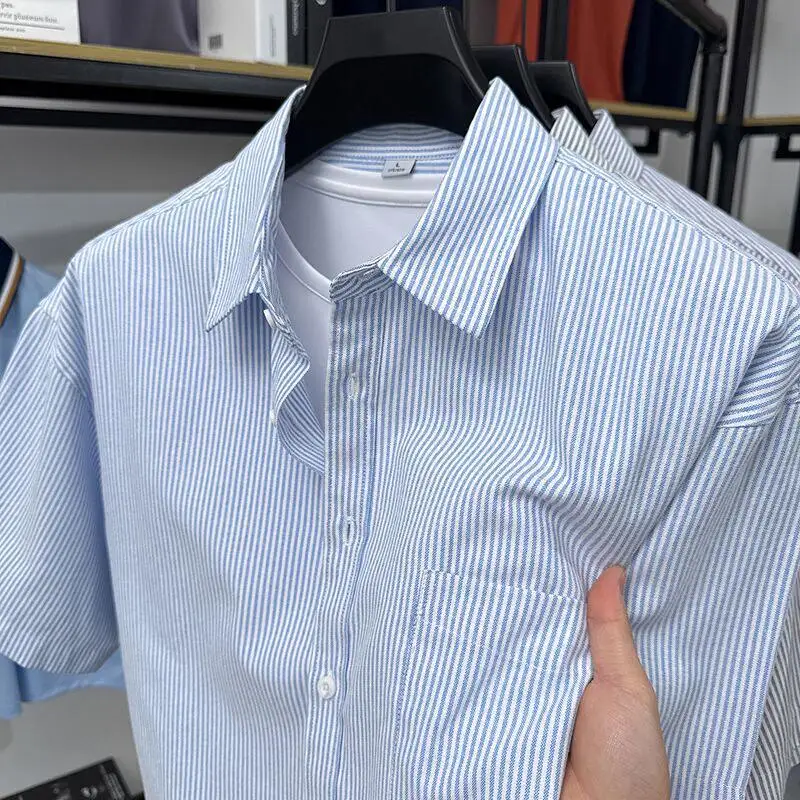 Casual Business Ice Silk Men's Short Sleeve Shirt Striped Lightweight Breathable Summer Fashionable Half Sleeve Regular Fit
Casual Business Ice Silk Men's Short Sleeve Shirt Striped Lightweight Breathable Summer Fashionable Half Sleeve Regular Fit