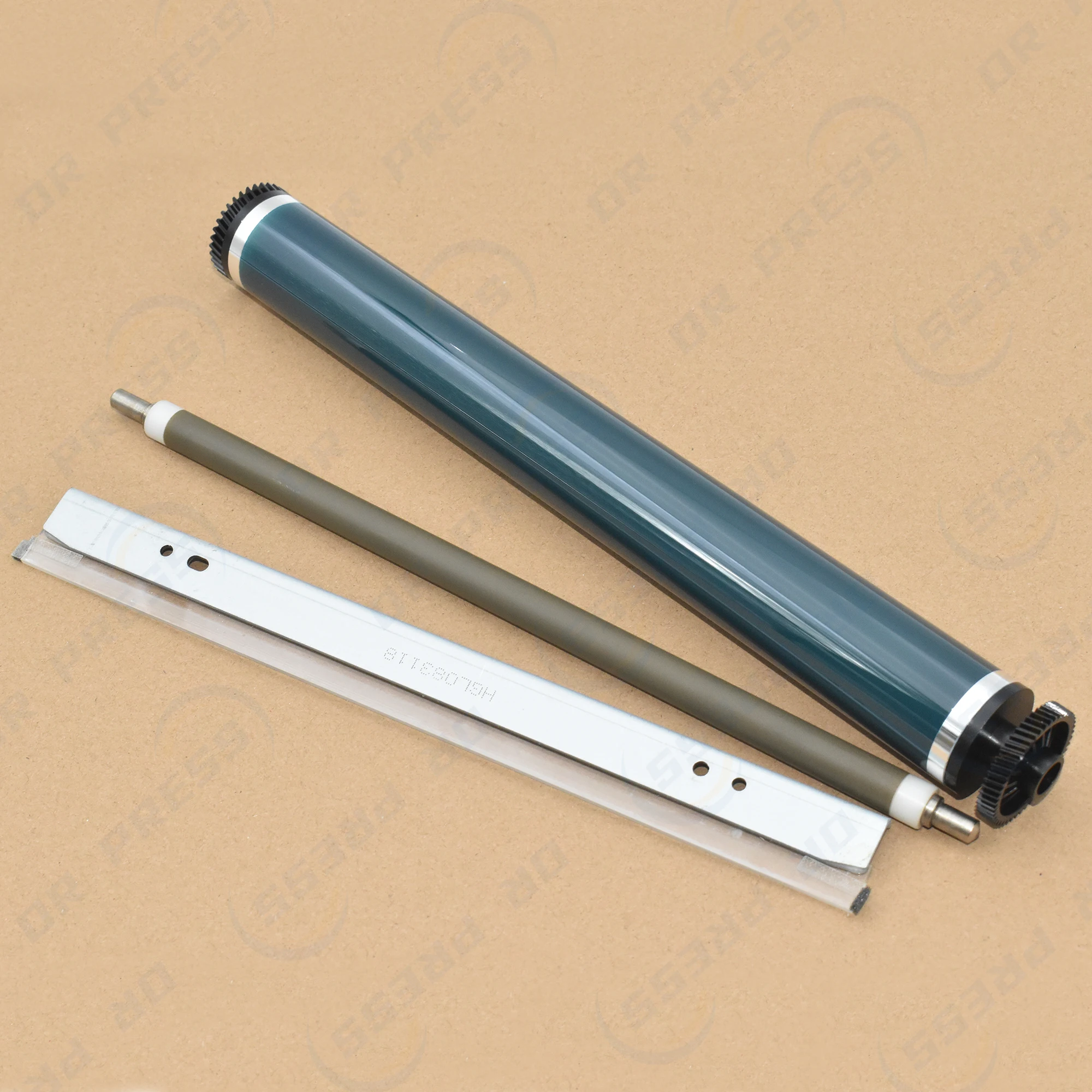 Комплект для восстановления барабанного блока для Ricoh MP C401 C300 C400 SP C430 C431 C435 C440 OPC Лезвие для чистки барабана Зарядный ролик SPC430 SPC431
Комплект для восстановления барабанного блока для Ricoh MP C401 C300 C400 SP C430 C431 C435 C440 OPC Лезвие для чистки барабана Зарядный ролик SPC430 SPC431